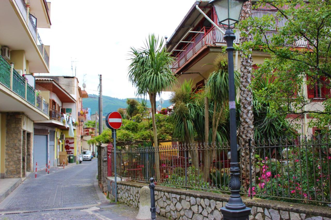 B&B Country Chic Vico Equense Exterior photo